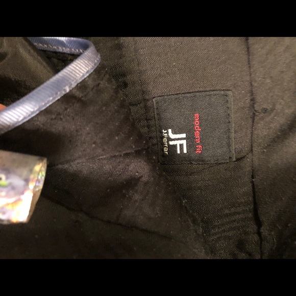 Two sets of dress pants with matching vests - Picture 3 of 5